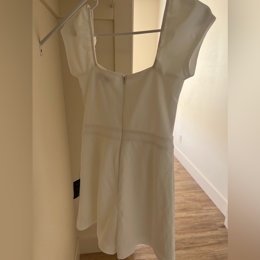 Lulu's White Romper - Picture 4 of 6